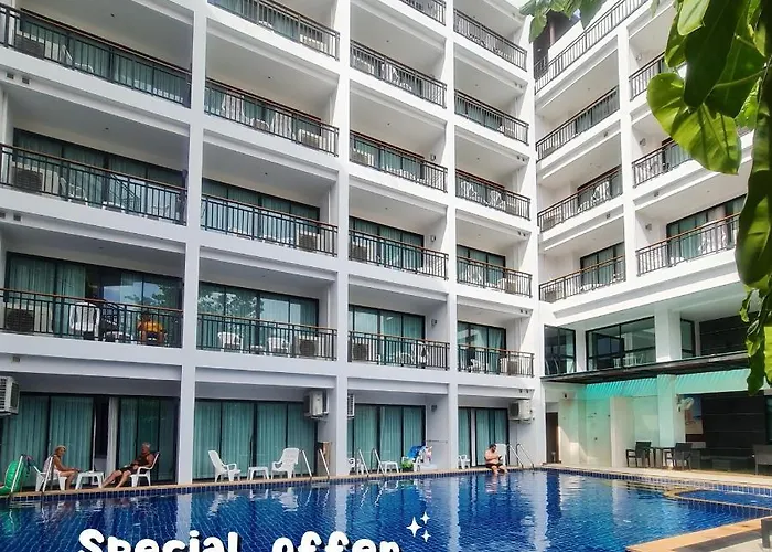 Paripas Patong Resort